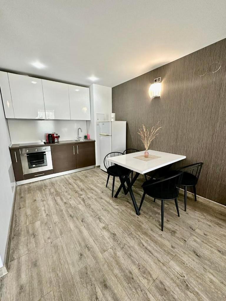 Apartament Lux Poiana Brasov B23 Lejlighed Eksteriør billede